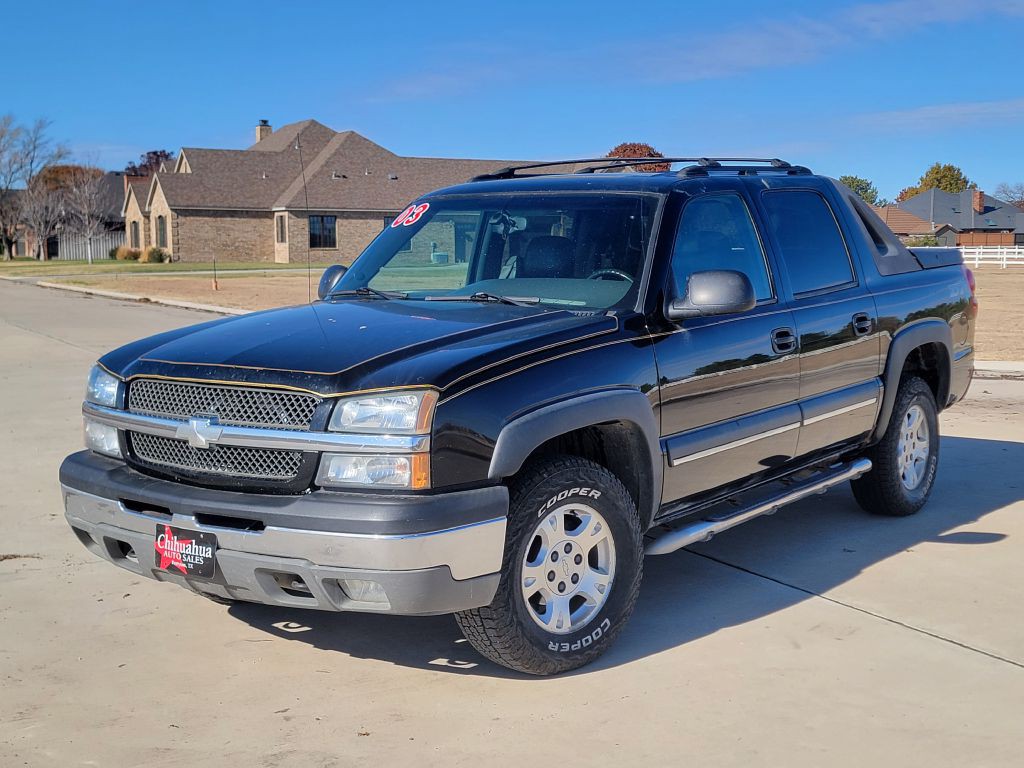 2003 Chevrolet Avalanche Image 1