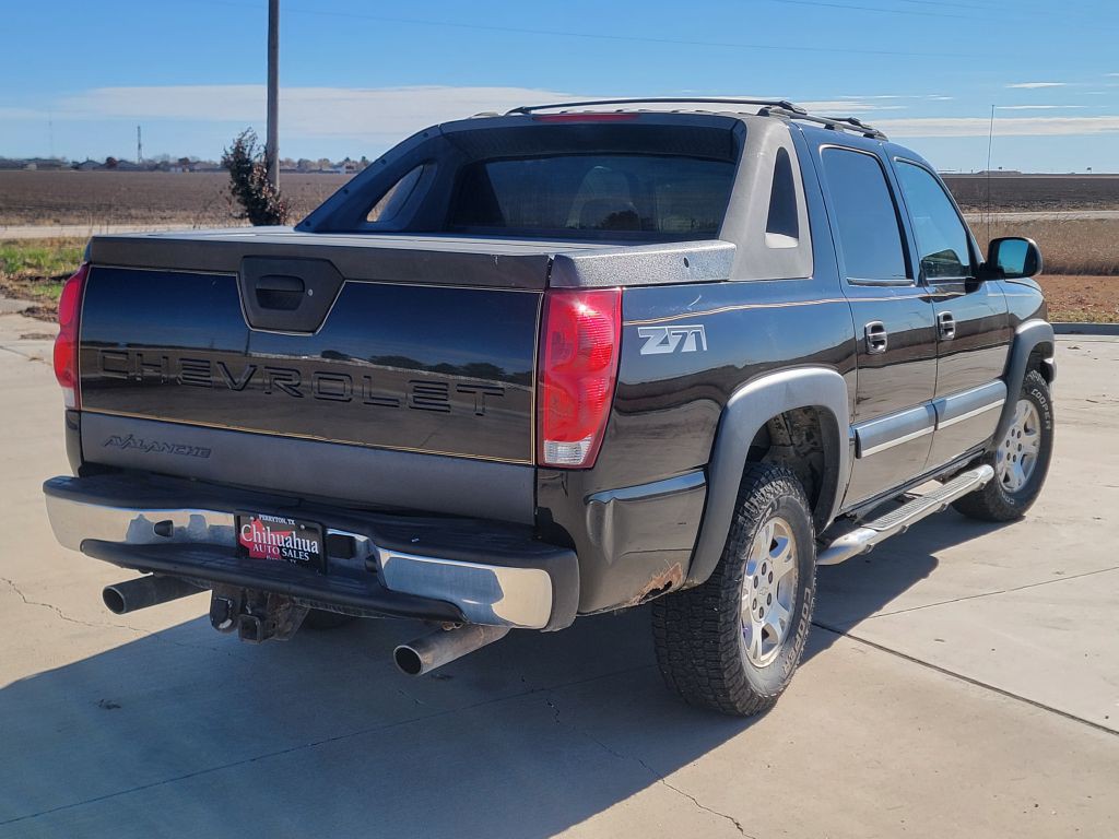 2003 Chevrolet Avalanche Image 4