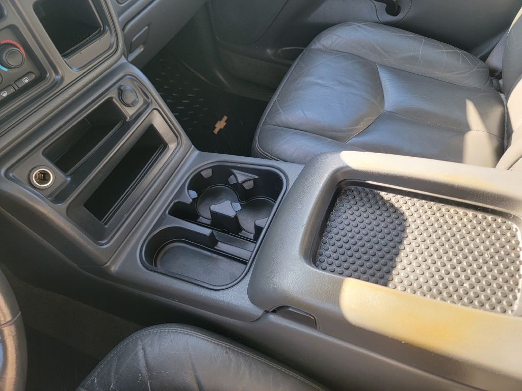 2003 Chevrolet Avalanche Image 20