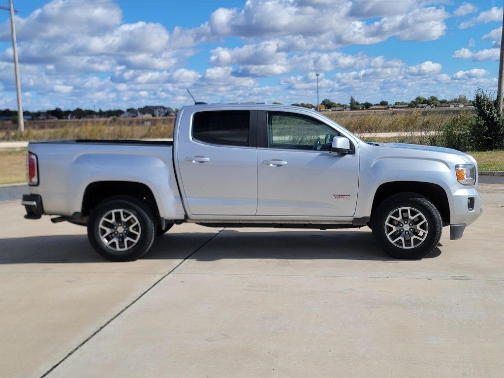 2017 GMC Canyon Image 3