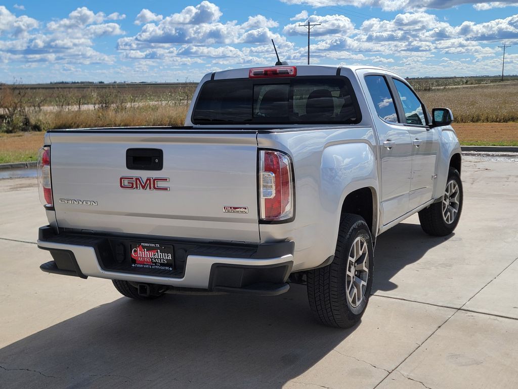 2017 GMC Canyon Image 4