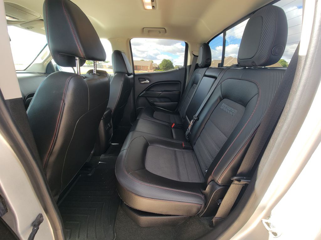 2017 GMC Canyon Image 9