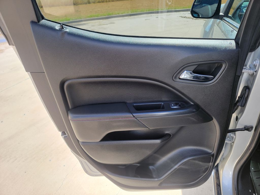 2017 GMC Canyon Image 10