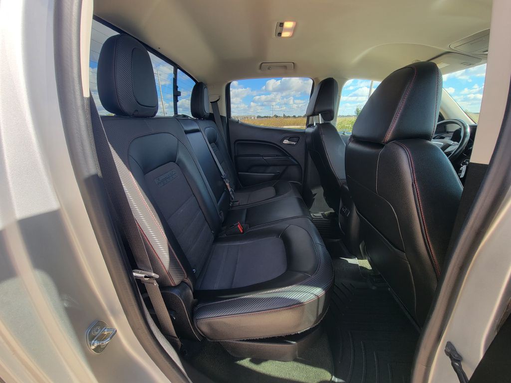 2017 GMC Canyon Image 11