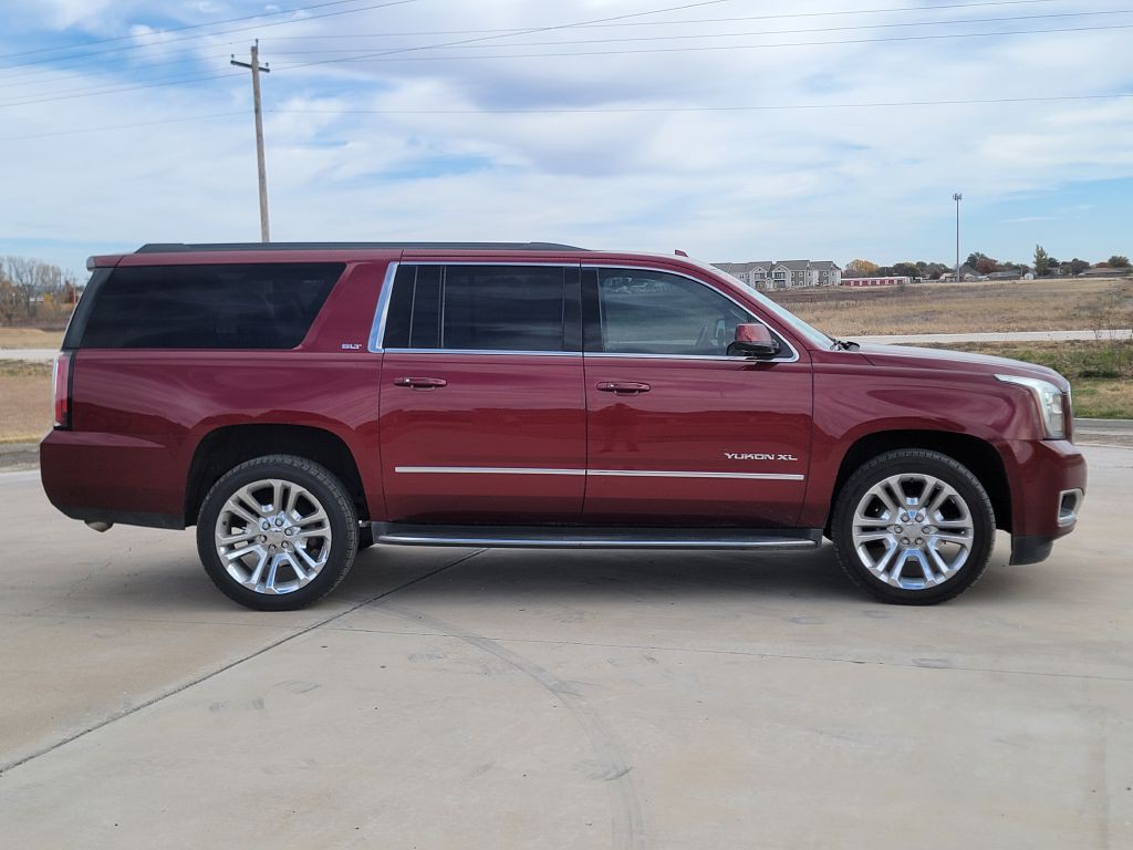 2018 GMC Yukon Image 3