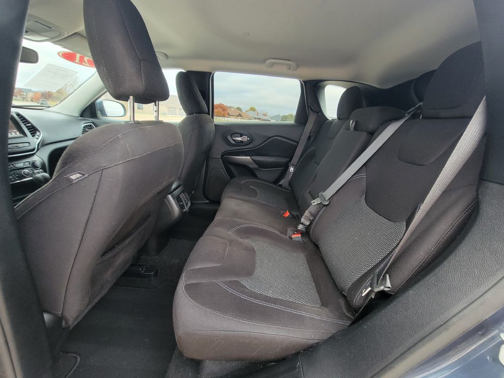 2021 Jeep Cherokee Image 9