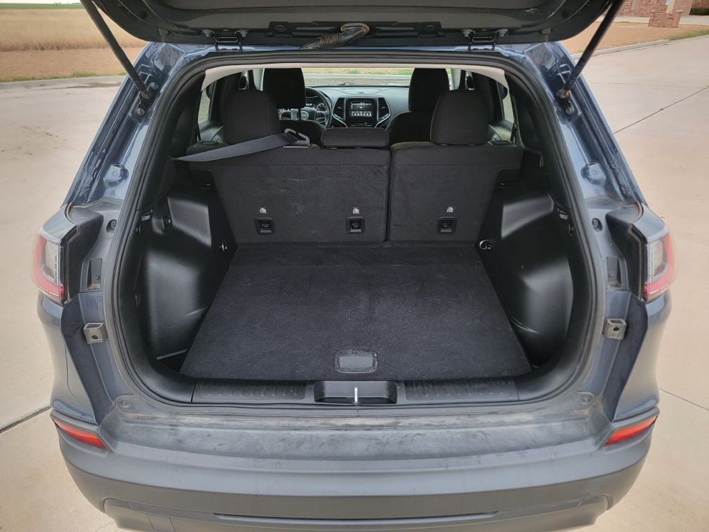 2021 Jeep Cherokee Image 11