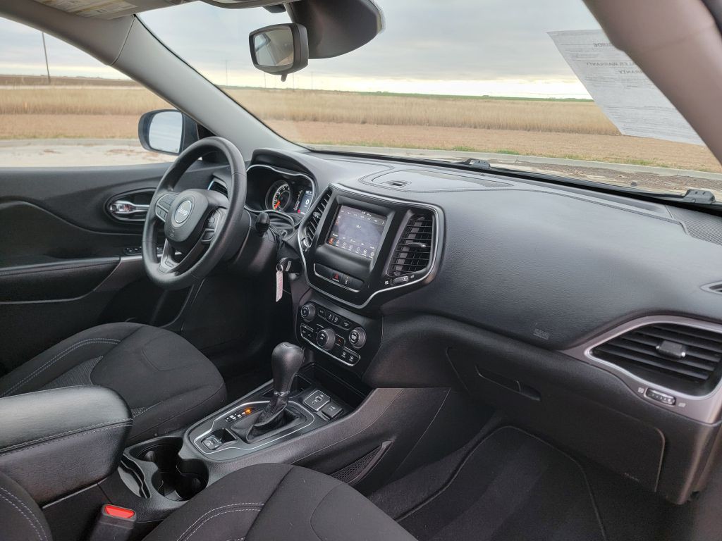 2021 Jeep Cherokee Image 16