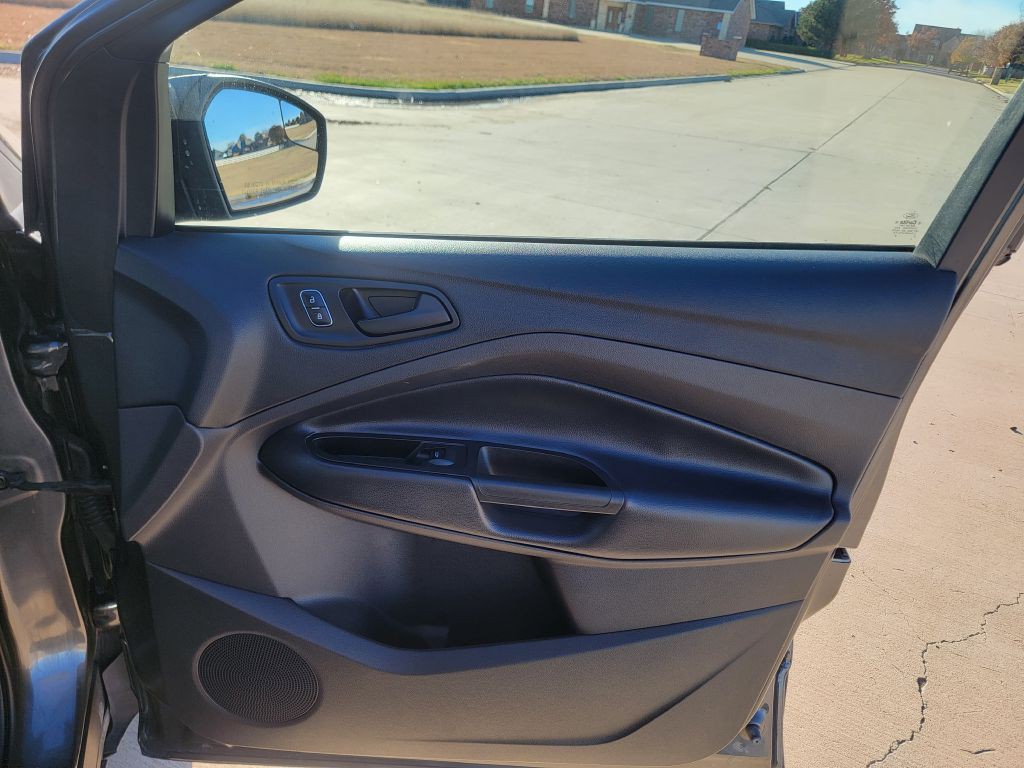 2017 Ford Escape Image 15