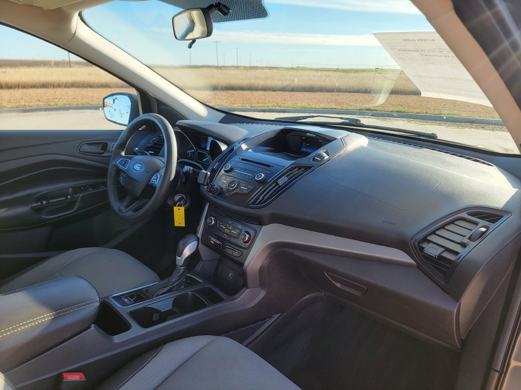 2017 Ford Escape Image 16