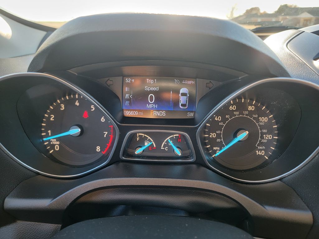 2017 Ford Escape Image 19