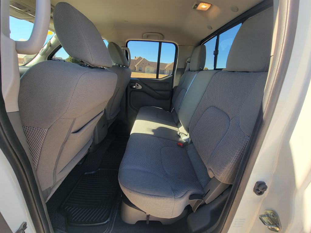 2019 Nissan Frontier Image 9