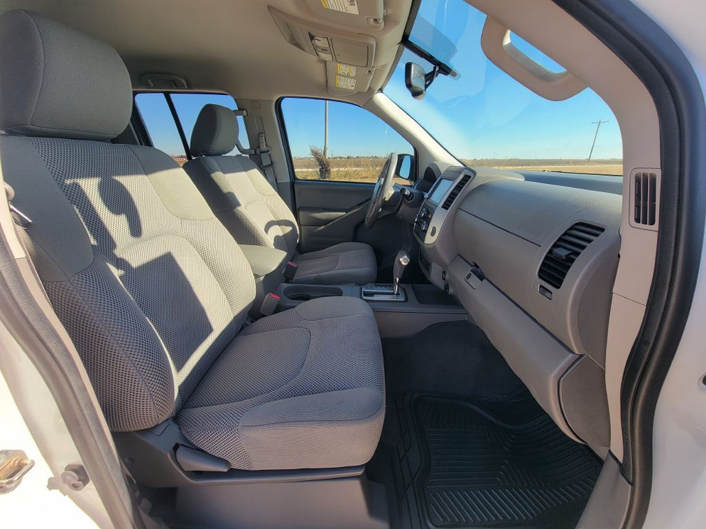 2019 Nissan Frontier Image 13