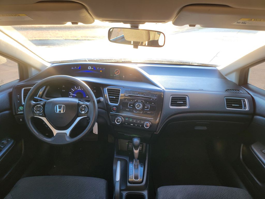 2013 Honda Civic Image 15