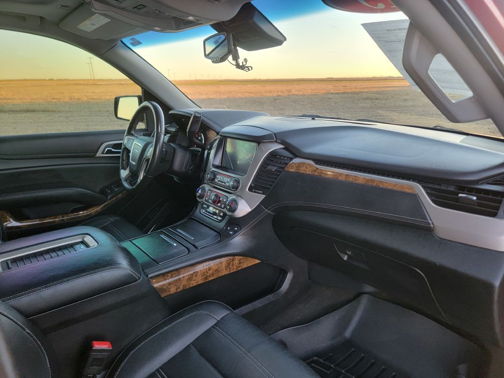 2015 GMC Yukon Image 17