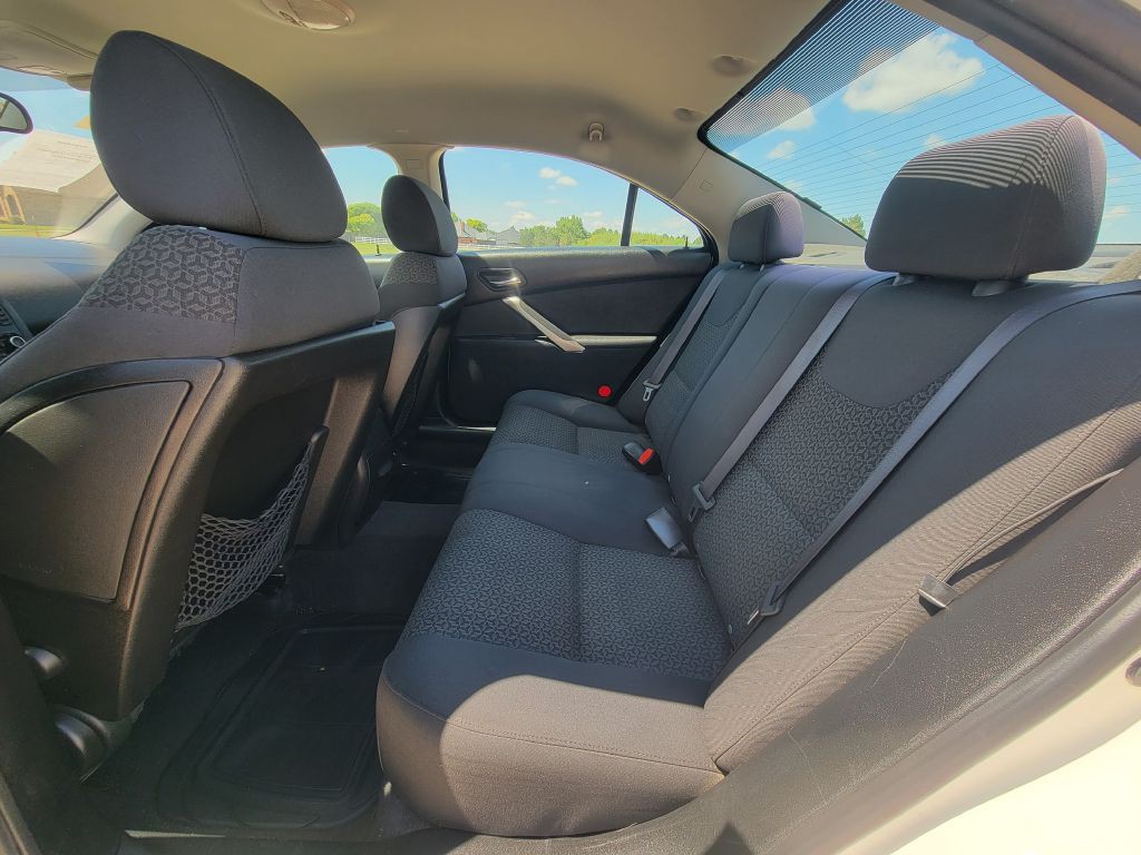 2008 Pontiac G6 Image 9