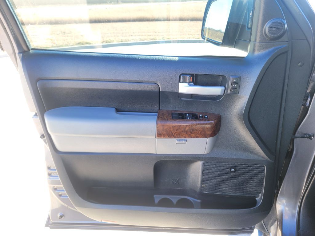 2012 Toyota Tundra Image 8
