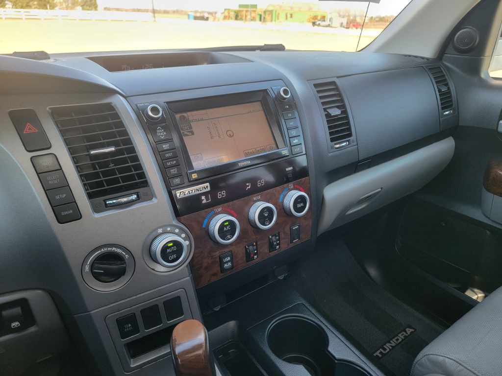 2012 Toyota Tundra Image 19