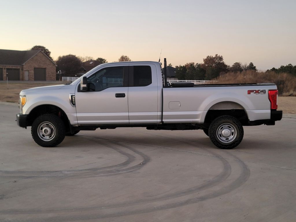 2017 Ford F-250 Image 6