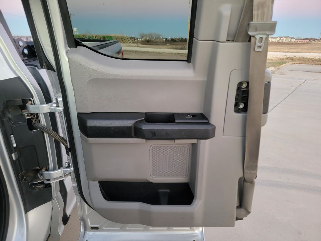 2017 Ford F-250 Image 10