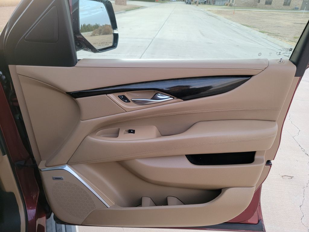 2019 Cadillac Escalade Image 15