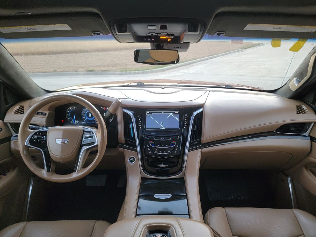 2019 Cadillac Escalade Image 17