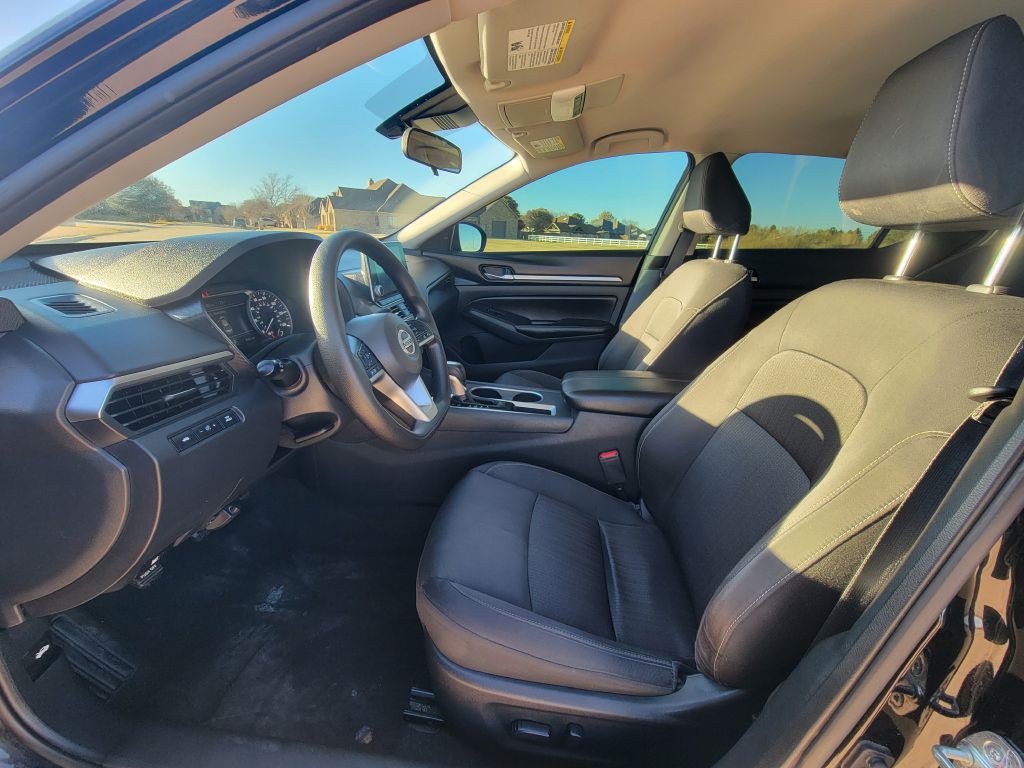 2022 Nissan Altima Image 7