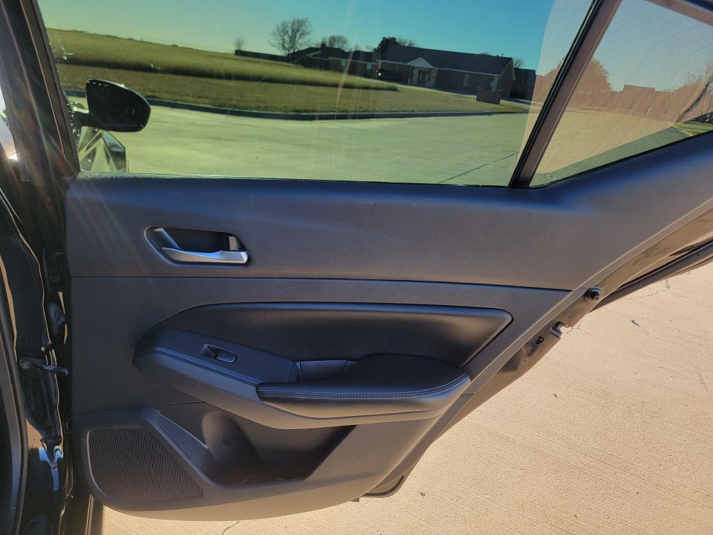 2022 Nissan Altima Image 12