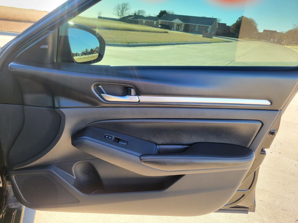 2022 Nissan Altima Image 14