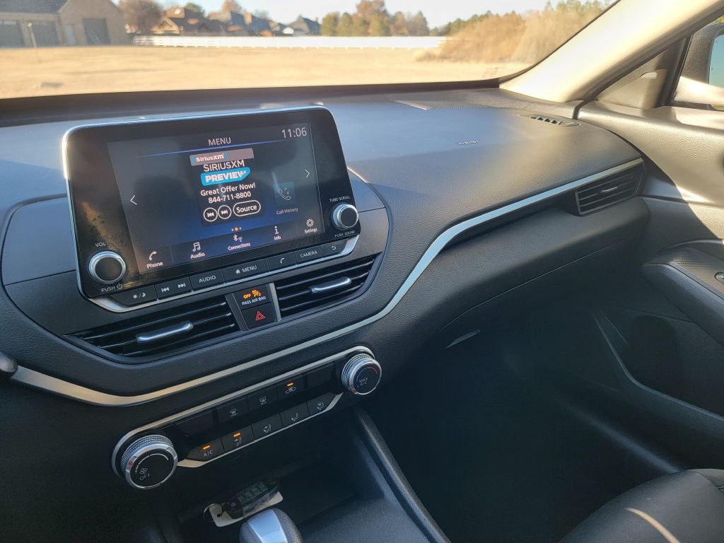 2022 Nissan Altima Image 19