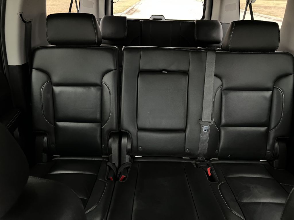 2018 Chevrolet Suburban Image 14
