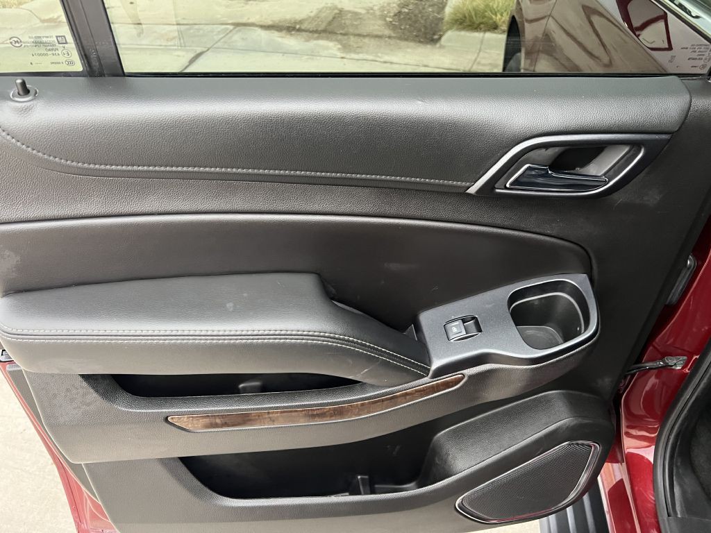 2018 Chevrolet Suburban Image 24