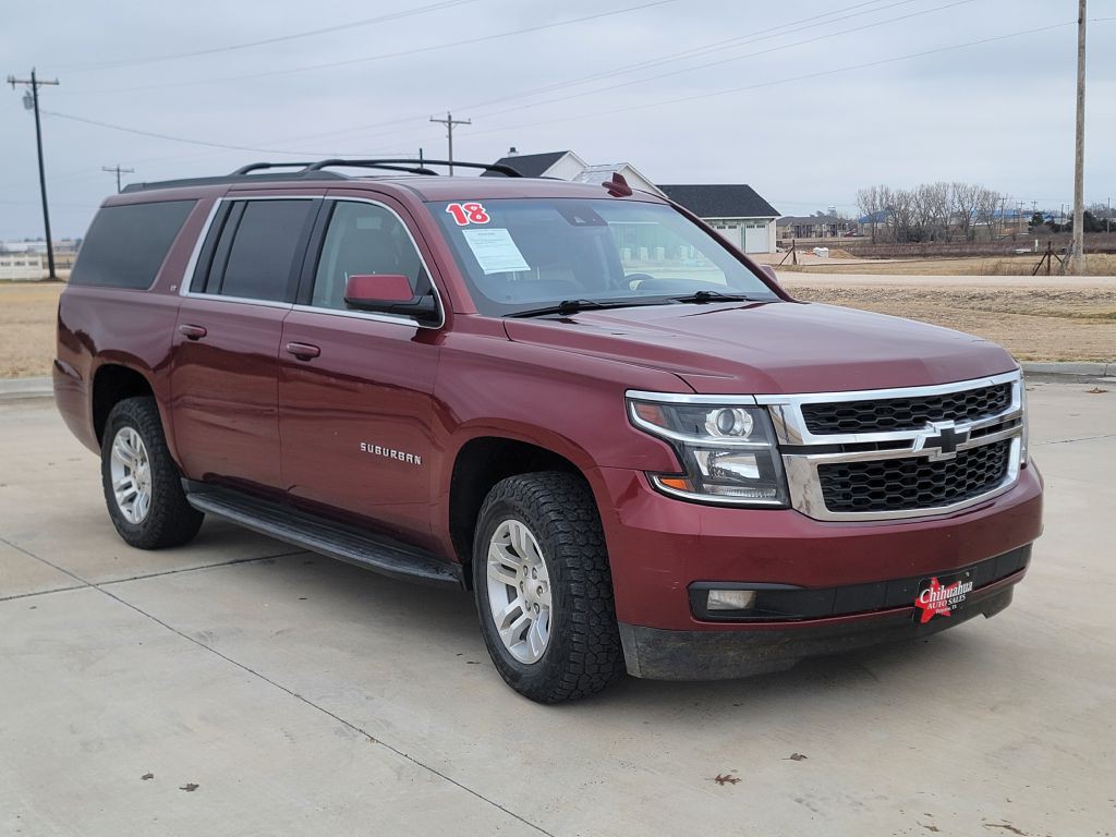 2018 Chevrolet Suburban Image 2
