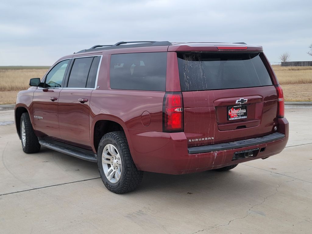 2018 Chevrolet Suburban Image 5