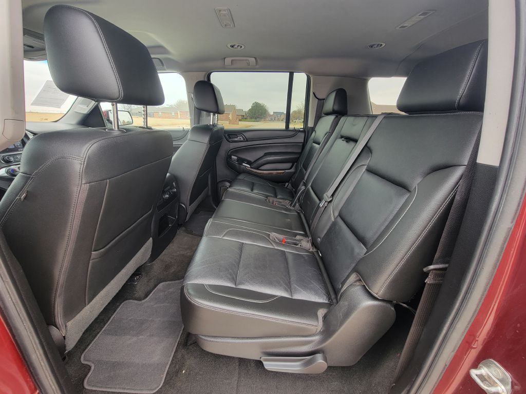 2018 Chevrolet Suburban Image 9