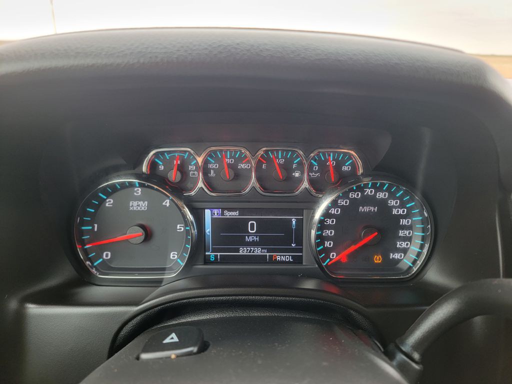 2018 Chevrolet Suburban Image 20