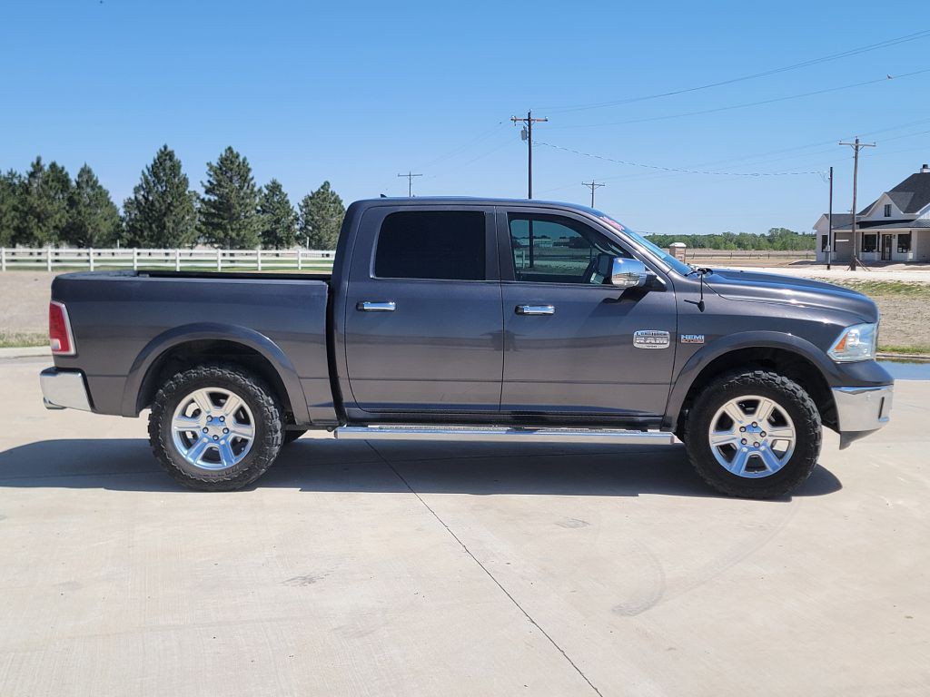2016 RAM 1500 Image 3