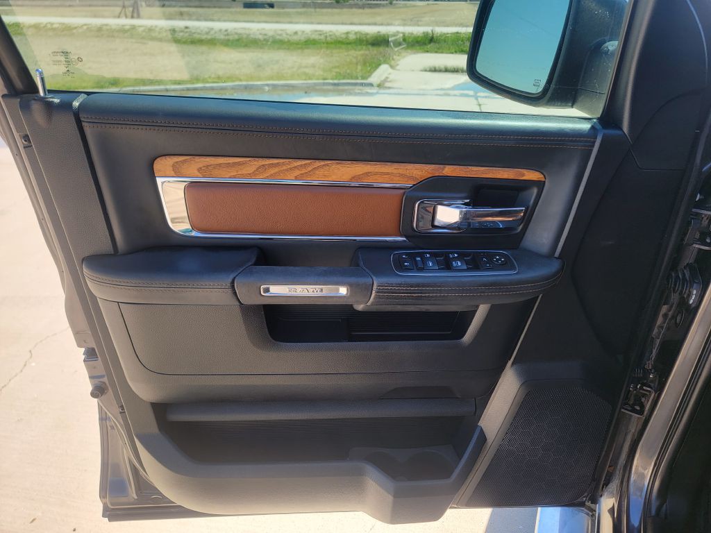 2016 RAM 1500 Image 8