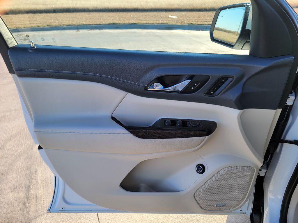 2020 GMC Acadia Image 8