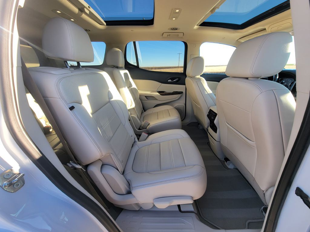 2020 GMC Acadia Image 13