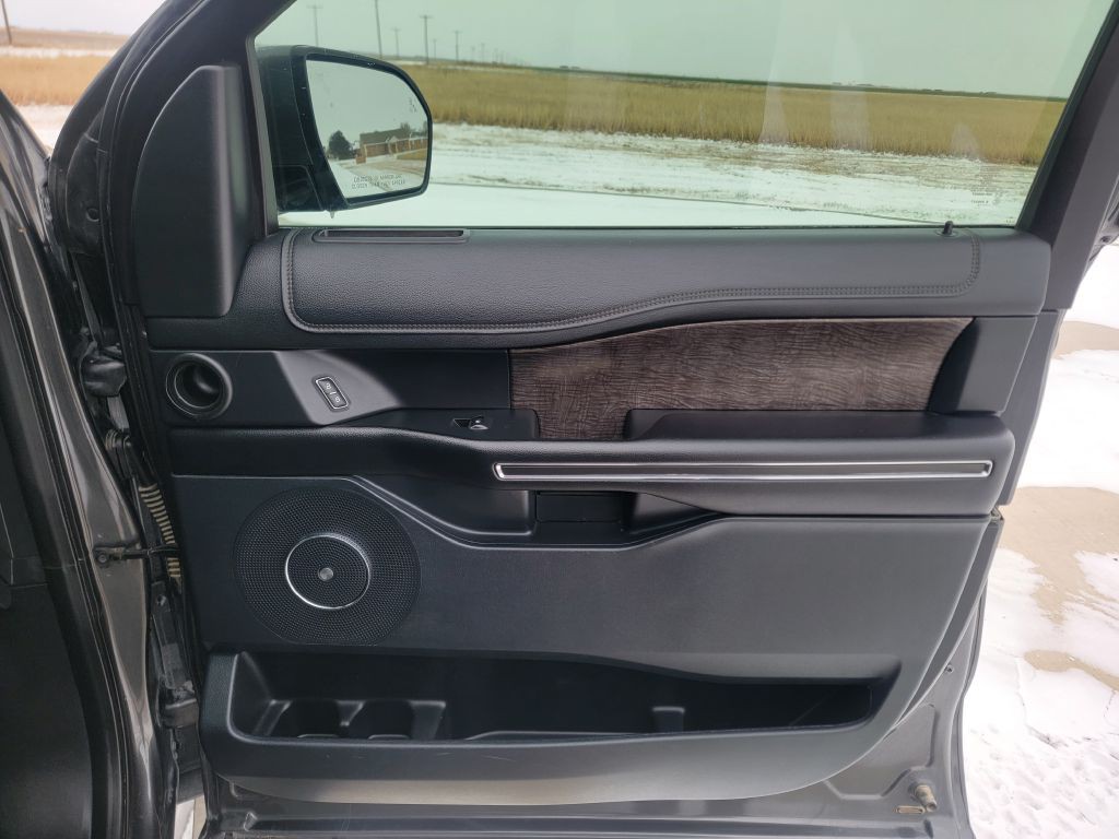 2019 Ford Expedition Image 16