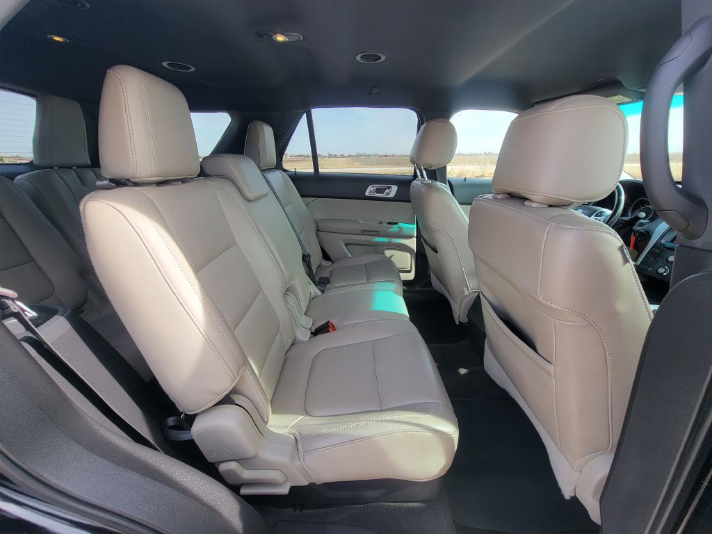 2012 Ford Explorer Image 13