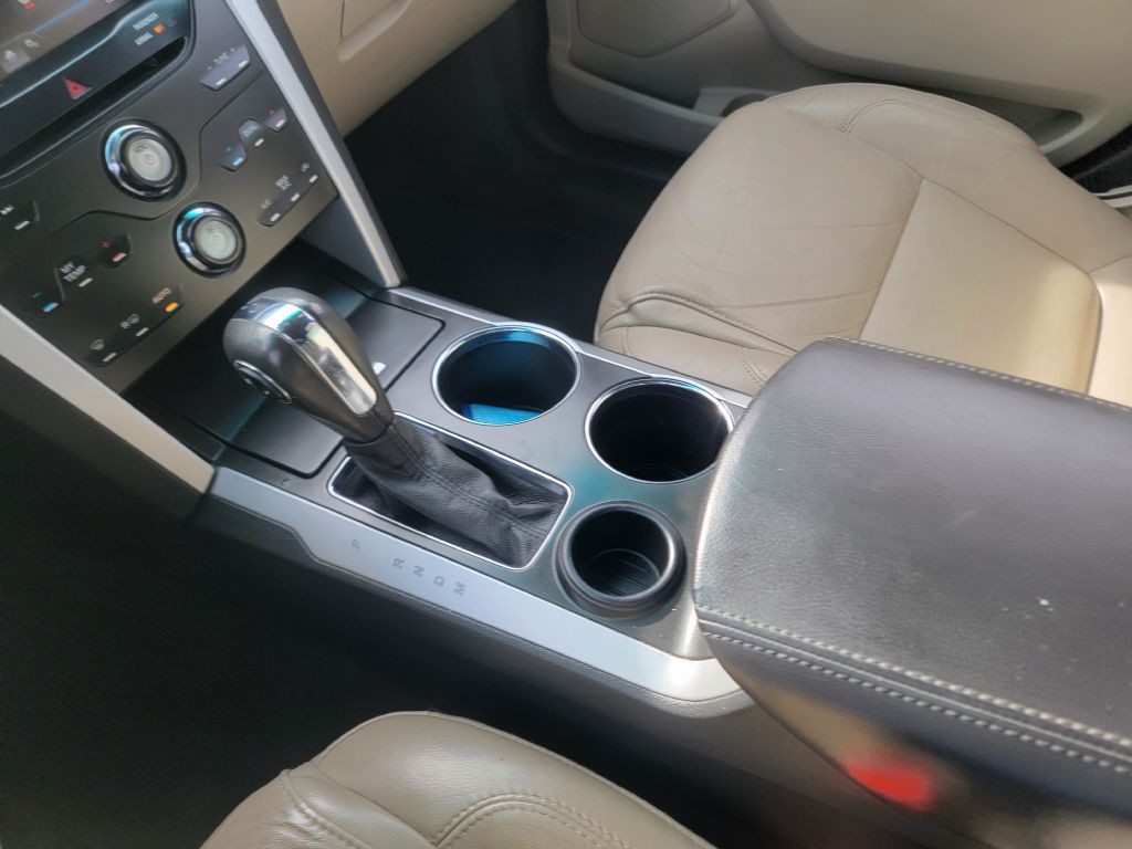 2012 Ford Explorer Image 22