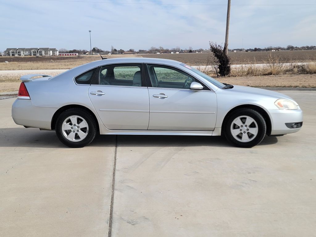 2010 Chevrolet Impala Image 3