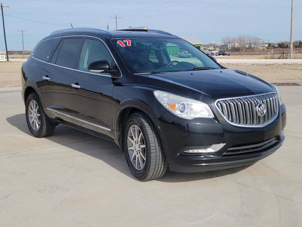 2017 Buick Enclave Image 2