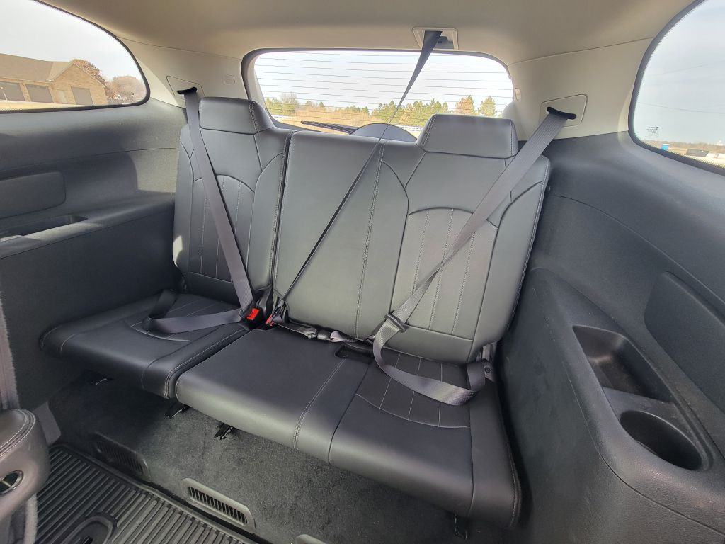 2017 Buick Enclave Image 11