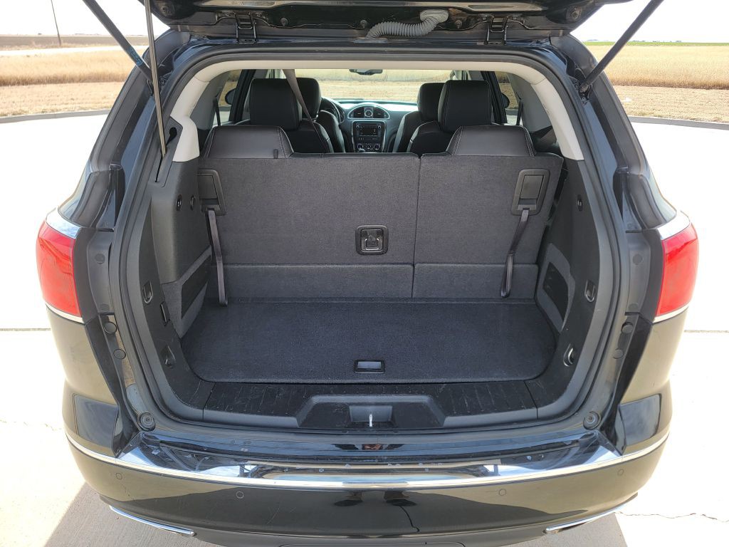 2017 Buick Enclave Image 12