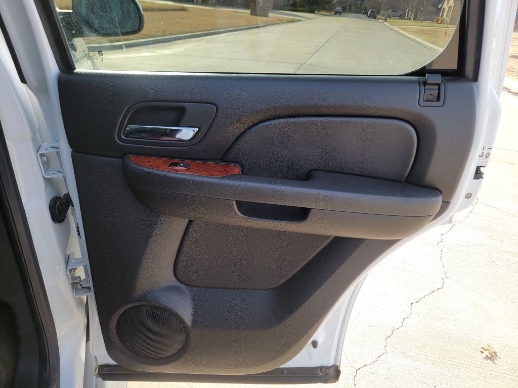 2013 Chevrolet Tahoe Image 14