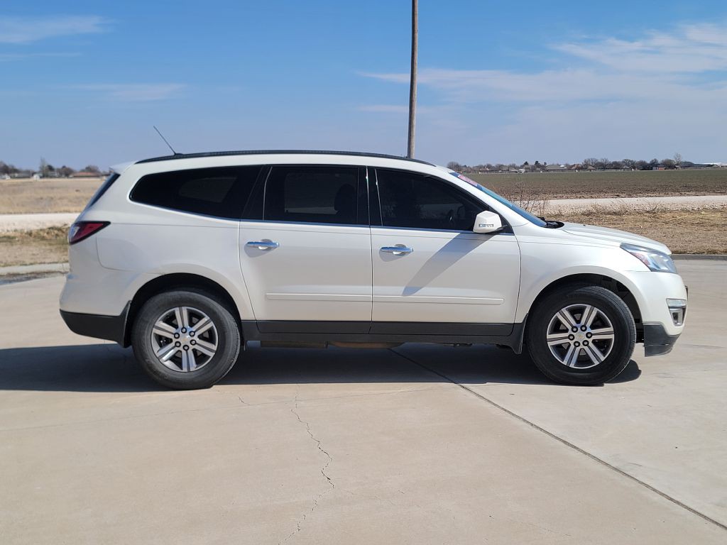 2015 Chevrolet Traverse Image 3