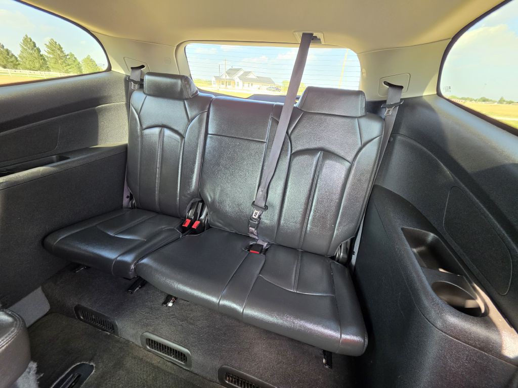 2015 Chevrolet Traverse Image 11